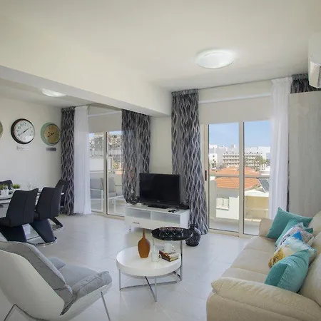 Imagine Renting Your Own Beachfront 12 *