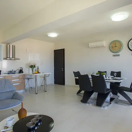 Willa Imagine Renting Your Own Beachfront 12 Protaras