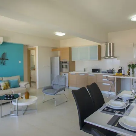 Imagine Renting Your Own Beachfront 12 *